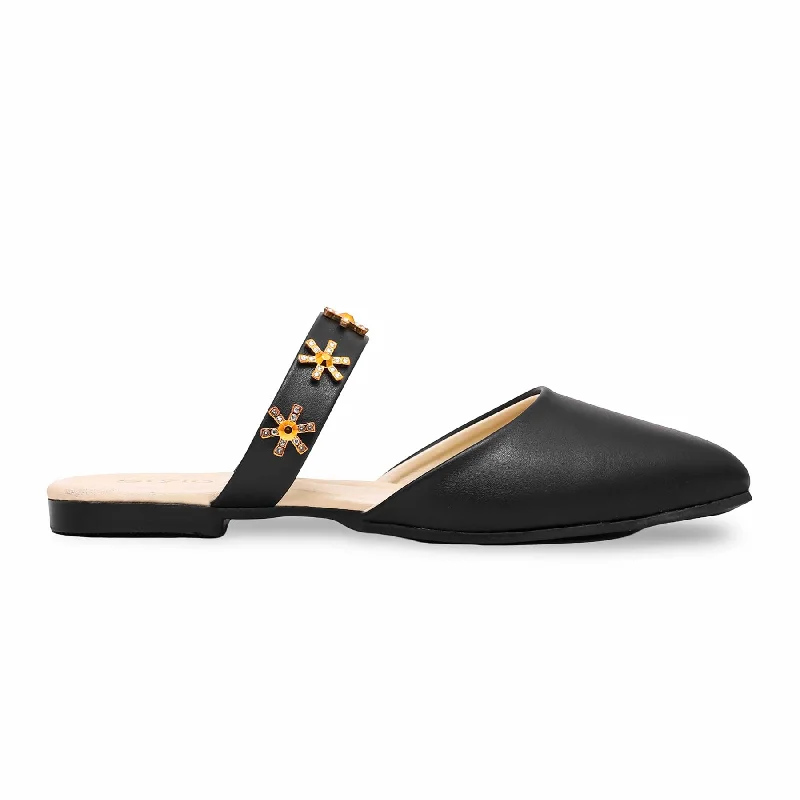 Black Casual Chappal CL1834 Striped Shoe Style  