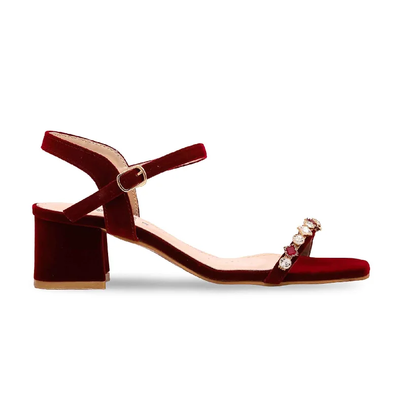 Maroon Fancy Sandal FN5897 Performance Running Sneaker Look  