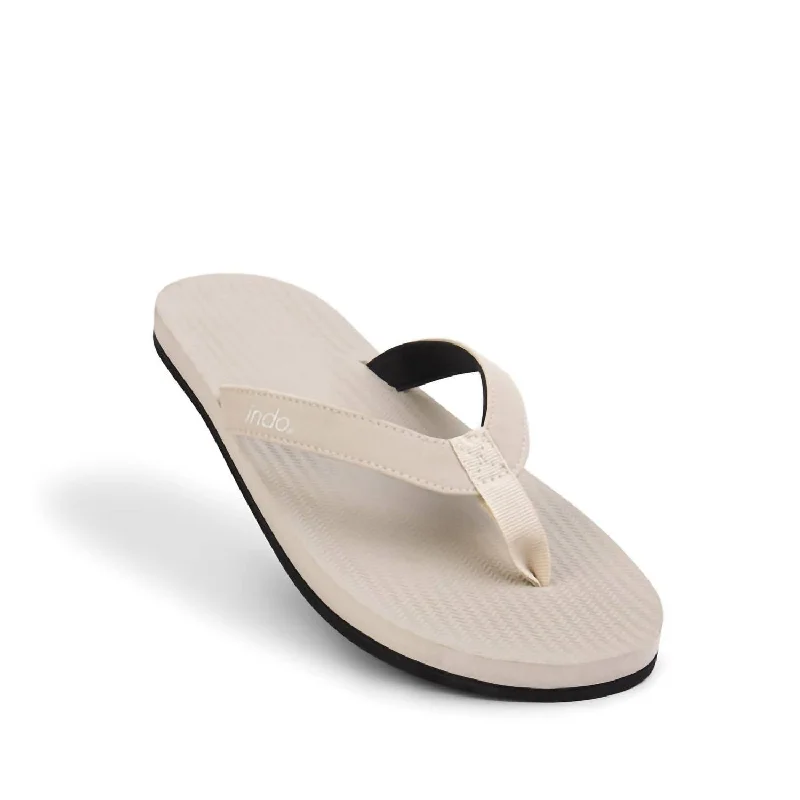 Women's Essential Flip Flop In Sea Salt