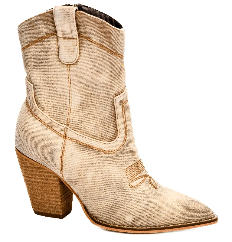 Corky's Footwear Friends In Low Places - Washed Beige Denim - 80-0175-WBBD-Q Beaded Moccasin Design 