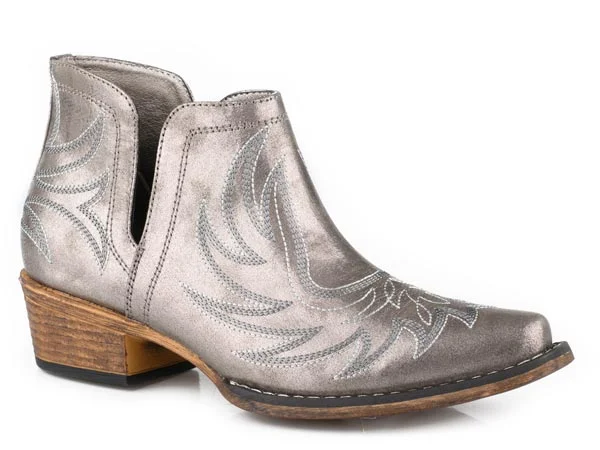 Roper Ladies Snip Toe Metallic Grey Leather Boot-09-021-1567-3491 Checkered Shoe Pattern Look Roper Ladies Snip Toe Metallic Grey Leather Boot-09-021-1567-3491 Checkered Shoe Pattern Look