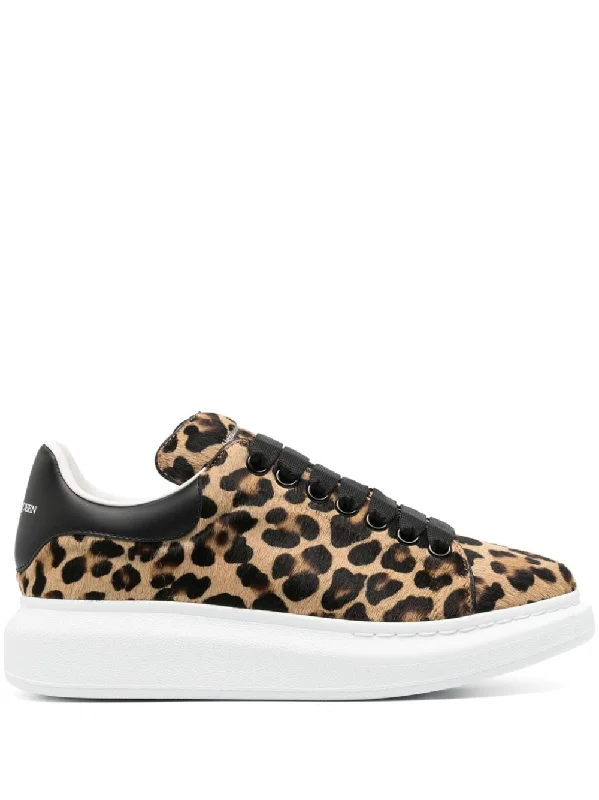 Alexander Mcqueen Women's Sneakers Skateboarding Sneaker Style  