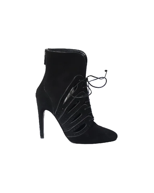 Bottega Veneta Cutout Lace-Up Detail Ankle Boots in Black Suede Performance Running Sneaker Look Bottega Veneta Cutout Lace-Up Detail Ankle Boots in Black Suede Performance Running Sneaker Look