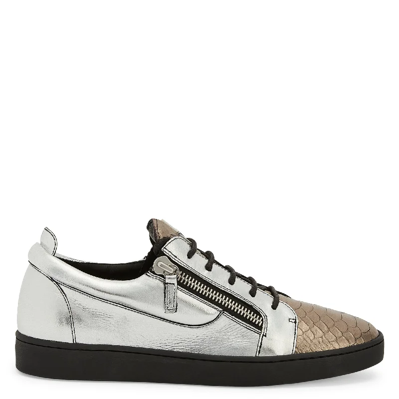Giuseppe Zanotti Frankie Slide Sandal Beach Style  