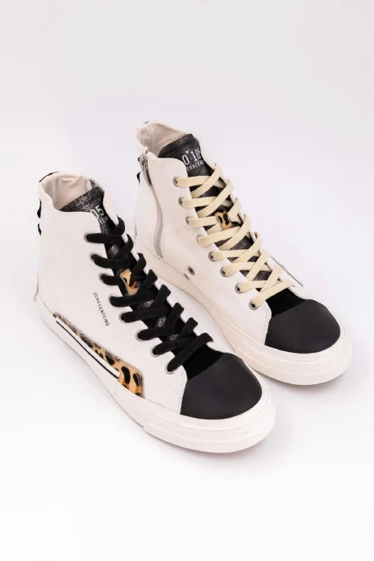 Hi-Top Fox 1 Shoes In Black/white Loose - Fit Slipper Style  
