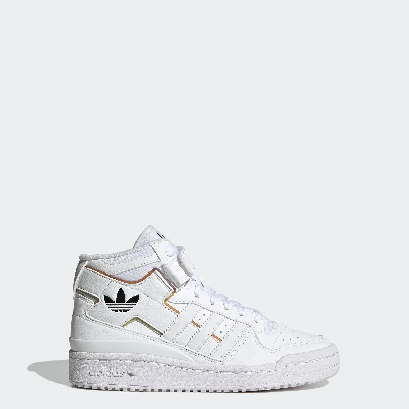 cloud white / cloud white / core black