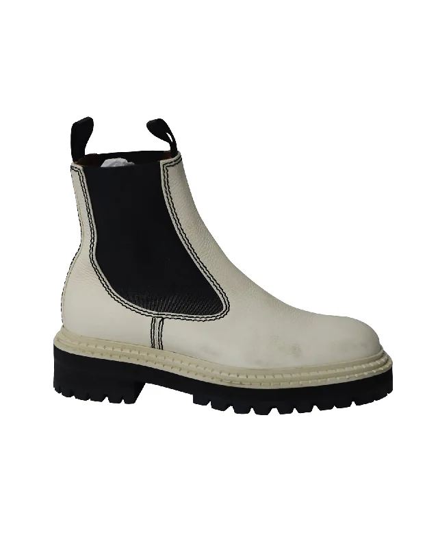 Proenza Schouler Lug Sole Chelsea Boots in White Calfskin Leather Inflatable Shoe Look Proenza Schouler Lug Sole Chelsea Boots in White Calfskin Leather Inflatable Shoe Look