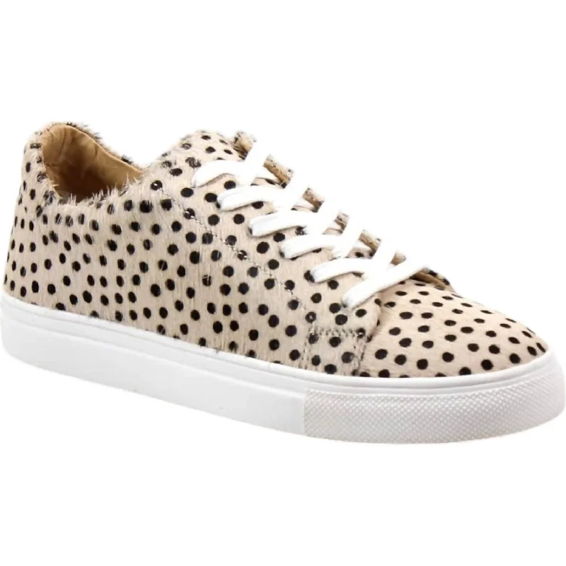Women's Gizmo Sneakers - Medium In Beige Polka Dot Memory - Foam Slipper Look  