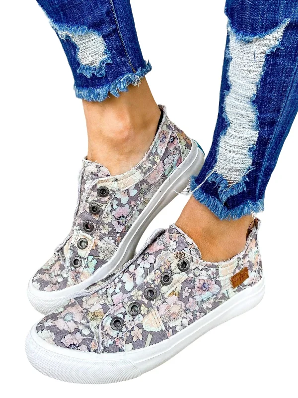 Women's Play Sneakers In Gray Gypsy Buckle -