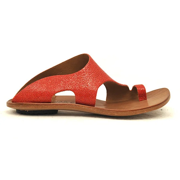 Conquer Distressed Leather Shoe Style  