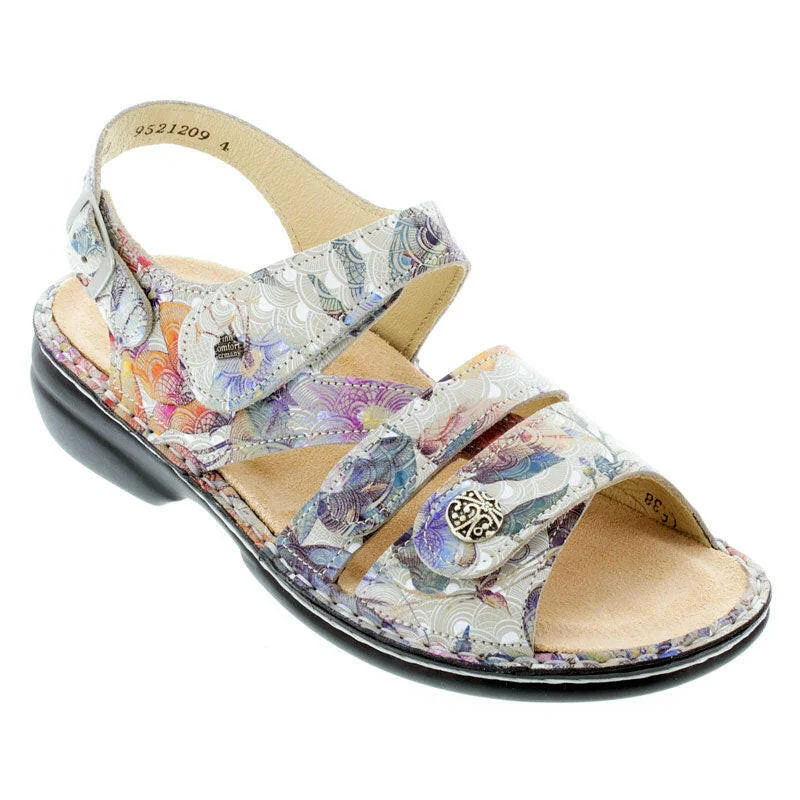 Finn Comfort Gomera-S Embroidered Cowboy Boot Design  