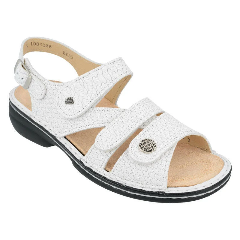 Finn Comfort Gomera-S Casual Loafer Style          