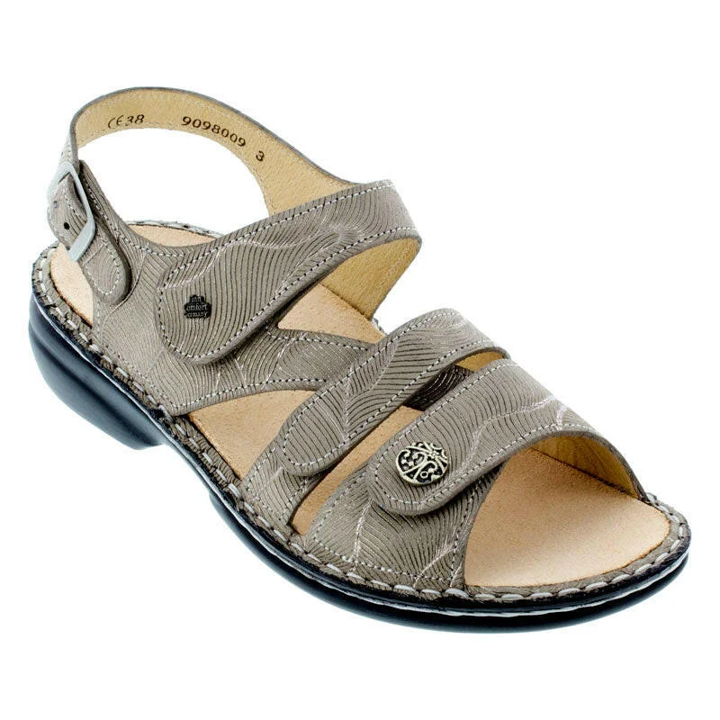 Finn Comfort Gomera Slide Sandal Beach Style  