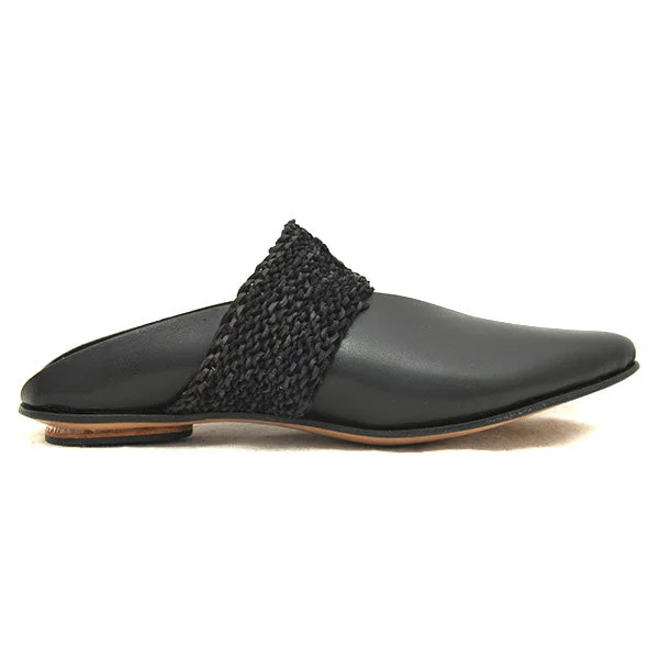 Pediment Open - Lacing Derby Look  