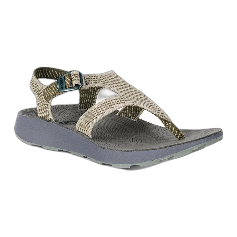 Women's Albion Metallic Trim Shoe Design  