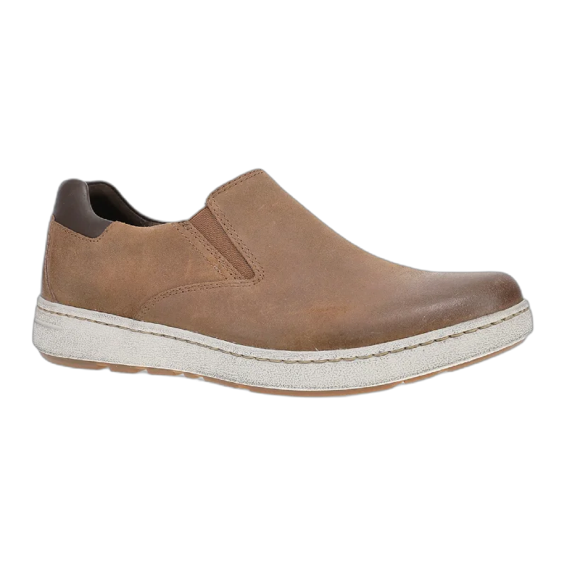 Trent Monochromatic Shoe Look  
